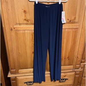 Caribe Womens XL super lightweight and comfortable Navy Blue casual slacks !